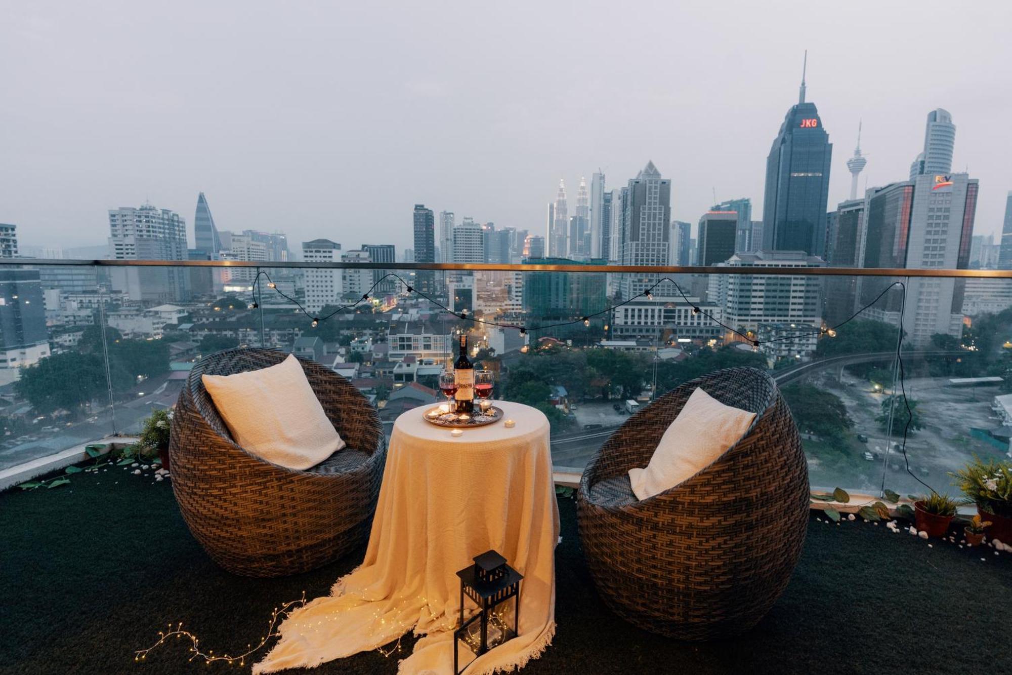 Naibnb In Regalia Residence Kuala Lumpur Ngoại thất bức ảnh